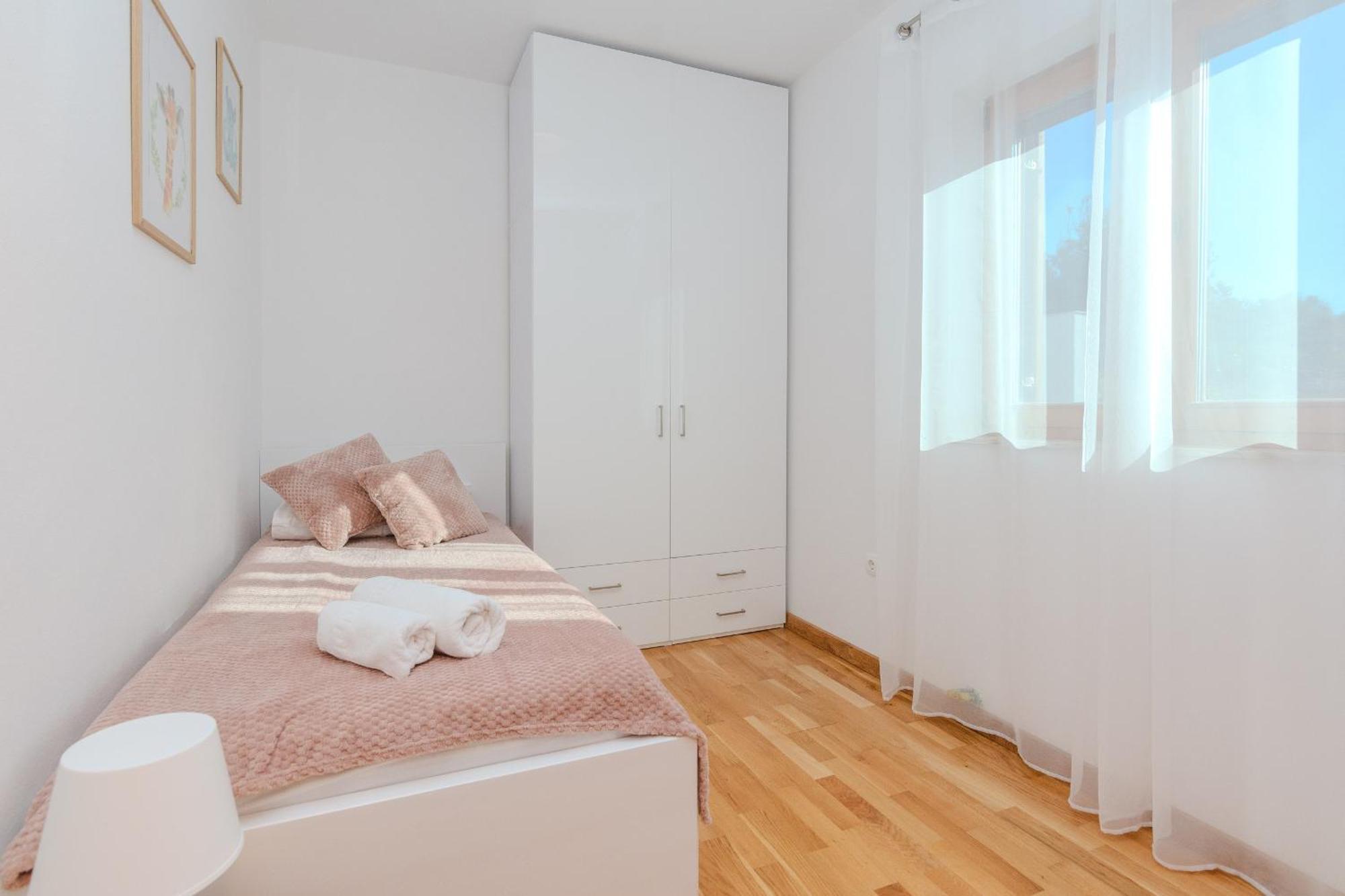 פאקוסטאן Holiday Home Lucy מראה חיצוני תמונה